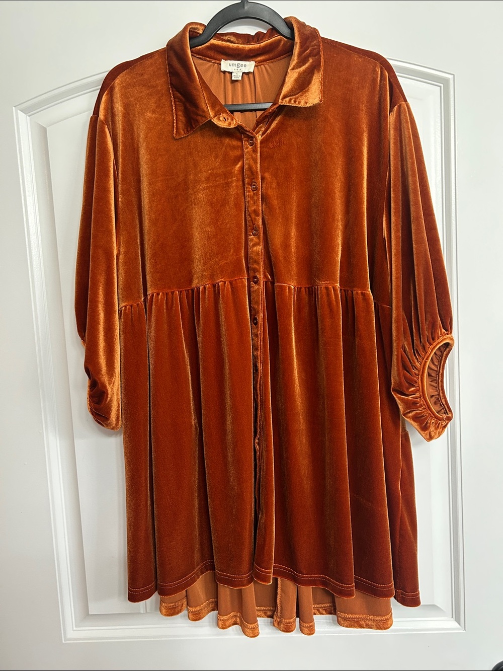 Umgee Burnt Orange Velvet Button-Front Tunic/ Could be a dress for some / Sz lg